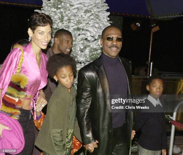 Actor/comedian Eddie Murphy and his family attend the premiere of Dr. Seuss'' "How The Grinch Stole Christmas" November 8, 2000 at Universal City in...