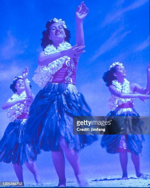 old retro vintage style positive film scan, hawaiian hula dancer in hawaii, usa - pacific rim film stock pictures, royalty-free photos & images