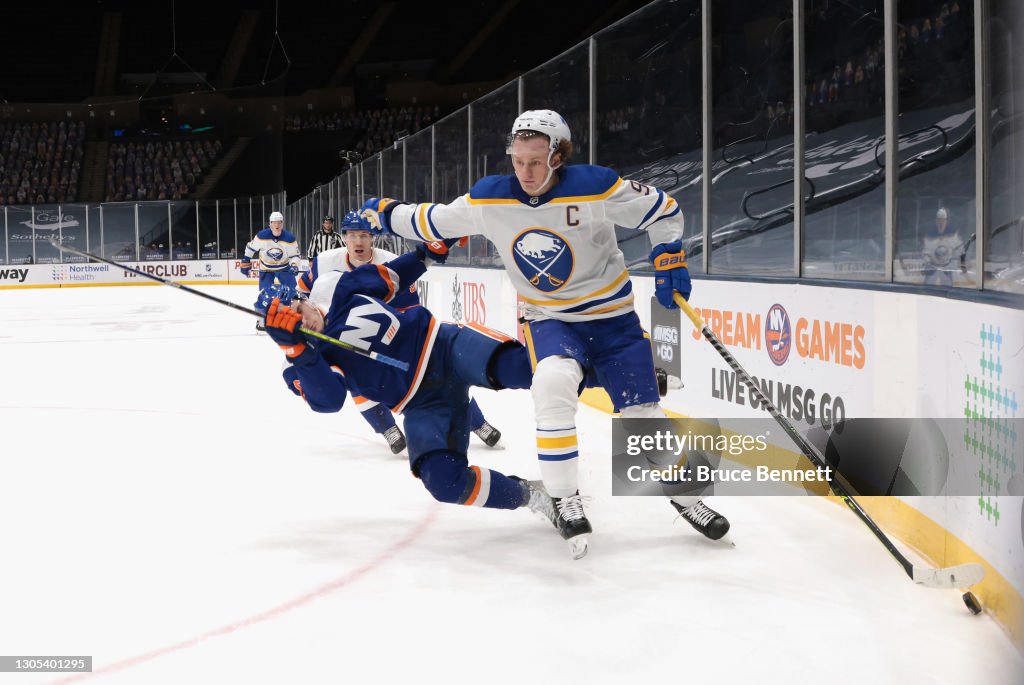 Buffalo Sabres v New York Islanders