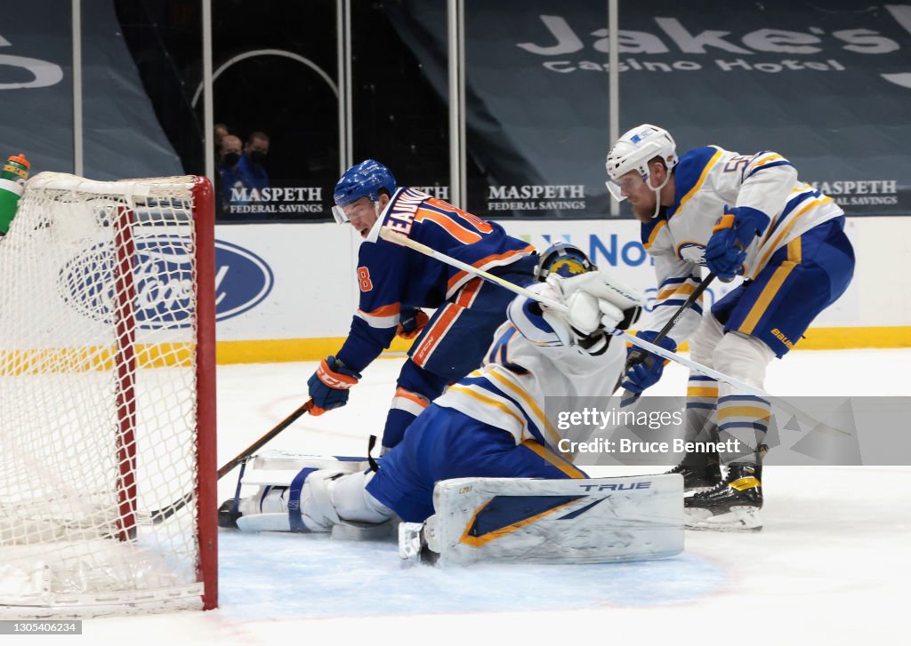 Buffalo Sabres v New York Islanders