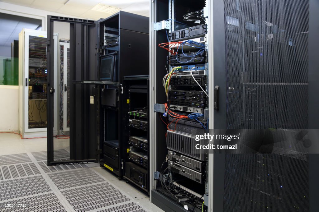 Server Room Rv Real Server Room High-Res Stock Photo - Getty Images