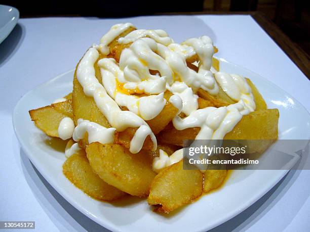 patatas bravas - patatas chips stock pictures, royalty-free photos & images