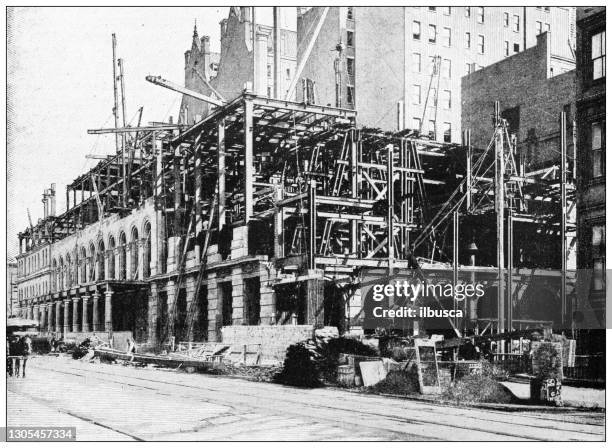 antikes schwarz-weiß-foto: new yorker gebäude - baustelle stock-grafiken, -clipart, -cartoons und -symbole