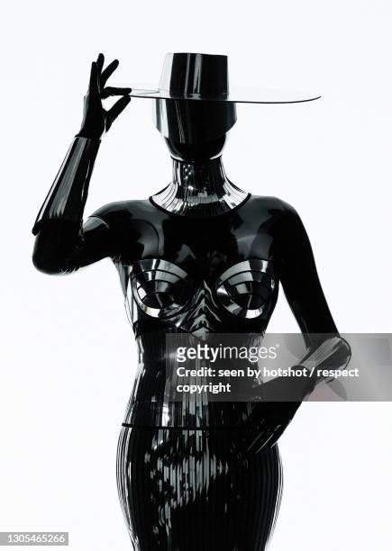 latex lady in black - 1 - fashion magazine cover stock-fotos und bilder