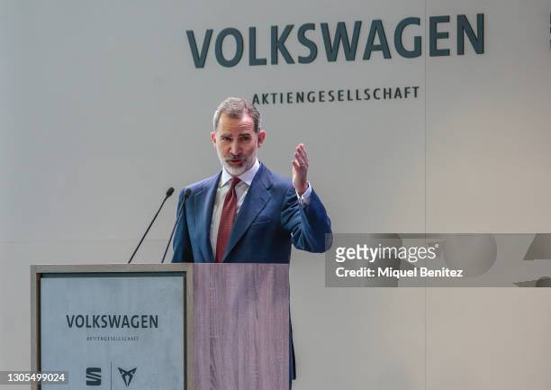 King Felipe of Spain VI gives his speech during his visits SEAT Factory on March 05, 2021 in Martorell, Barcelona, Spain. The automobile company SEAT...