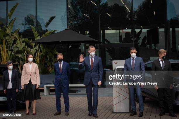 The minister of Industry, Trade and Touris, Reyes Maroto , King Felipe VI and the Prime Minister Pedro Sanchez in a tour SEAT's facilities in...