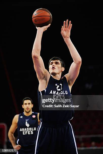 Ersan Ilyasova, #21 of Anadolu Efes in action during the 2011-2012 Turkish Airlines Euroleague Regular Season Game Day 2 between Anadolu Efes...