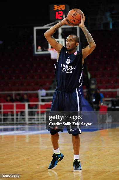 Tarence Kinsey, #8 of Anadolu Efes in action during the 2011-2012 Turkish Airlines Euroleague Regular Season Game Day 2 between Anadolu Efes Istanbul...