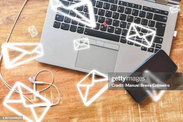 Background Inbox Email Inbox Background Photos and Premium High Res Pictures - Getty Images
