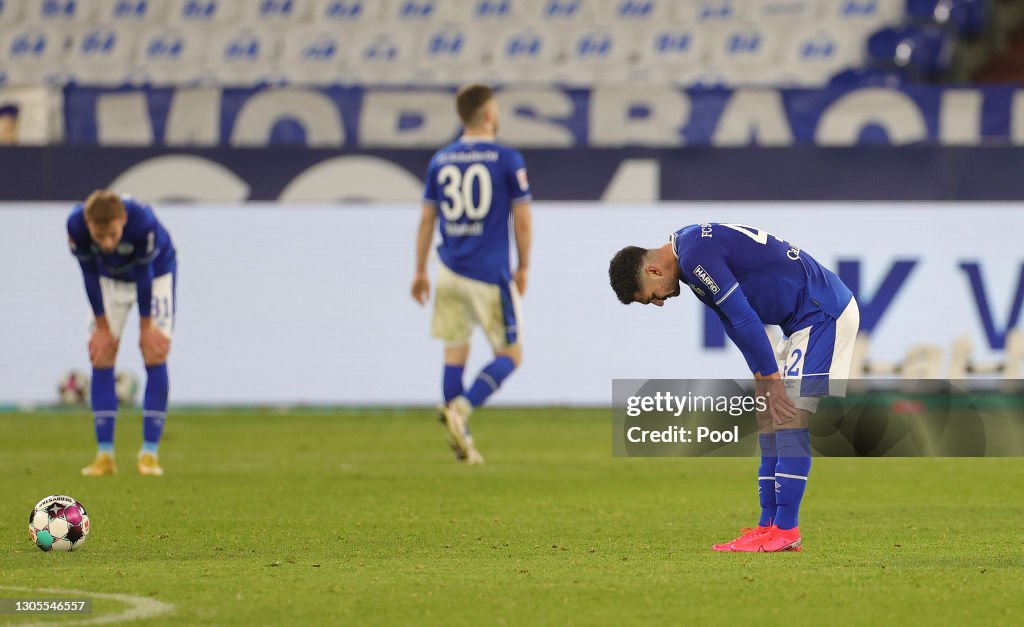 FC Schalke 04 v 1. FSV Mainz 05 - Bundesliga