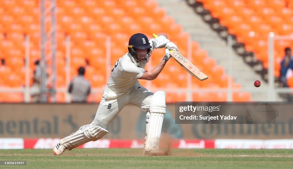 India v England - 4th Test: Day Three