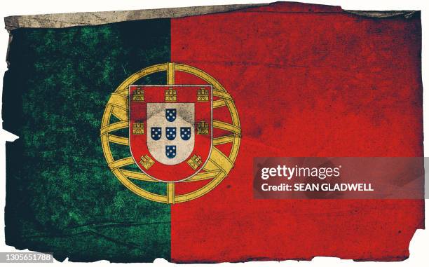 portugal grunge flag poster - bandiera del portogallo foto e immagini stock