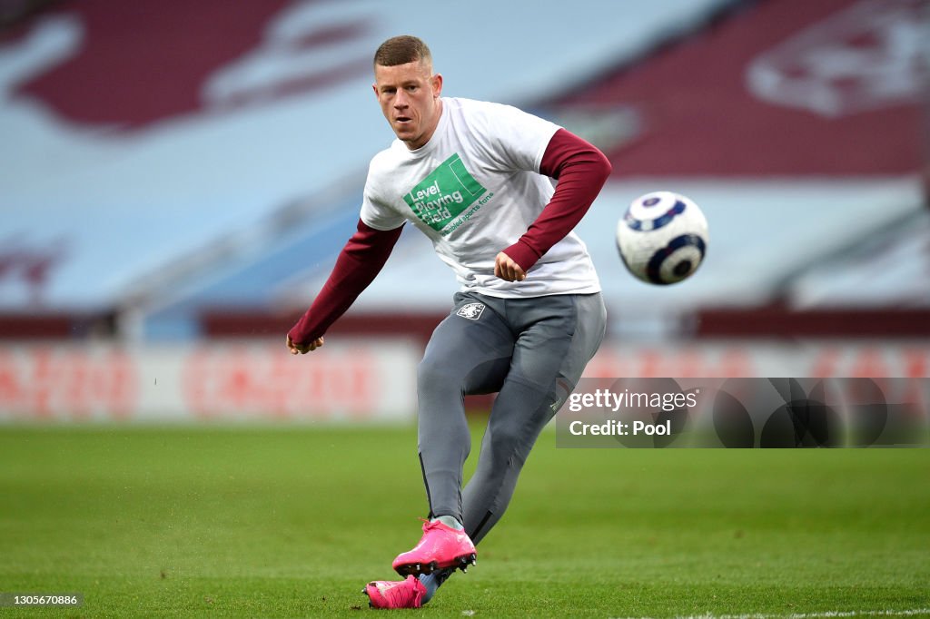 Aston Villa v Wolverhampton Wanderers - Premier League