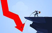 To rescue, the businessman uses a rope sleeve to take the falling arrow