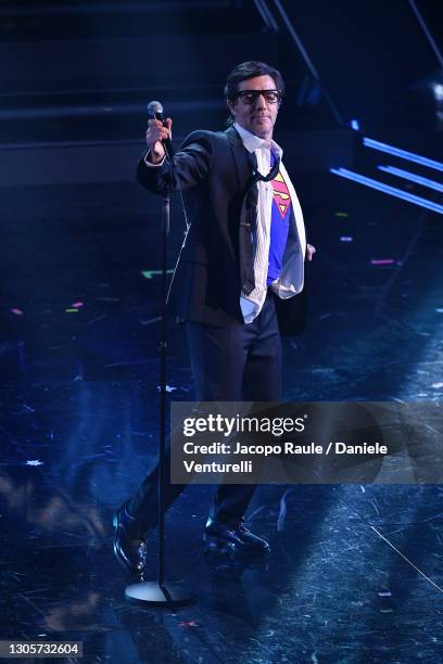 Max Gazzè is seen on stage during the 71th Sanremo Music Festival 2021 at Teatro Ariston on March 06, 2021 in Sanremo, Italy.