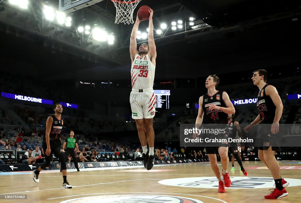 NBL Cup - Illawarra v Perth