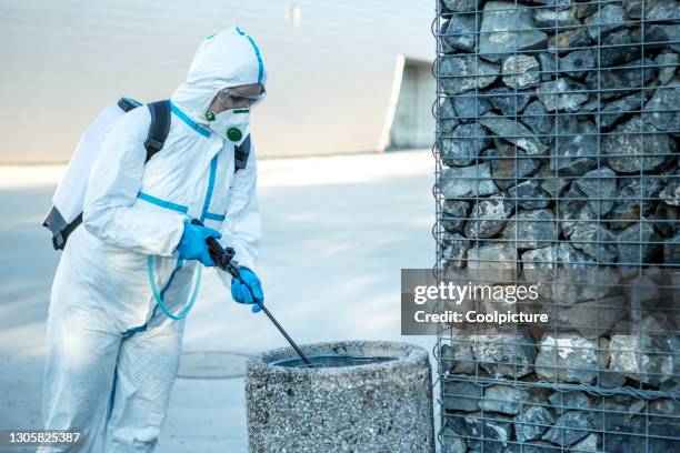 Janitor Mask Hospital Janitor Mask Photos and Premium High Res Pictures - Getty Images