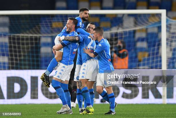 Lorenzo Insigne of SSC Napoli celebrates with Amir Rrahmani, Giovanni Di Lorenzo and Diego Demme after scoring their side's first goal during the...