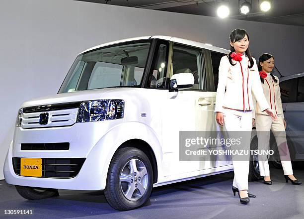 Simple Boxy Car Boxy Car Photos and Premium High Res Pictures - Getty Images