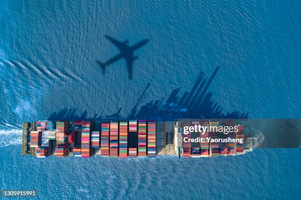 business concept photo: transportation of airplane,shipping energy and modern city - logistica imagens e fotografias de stock