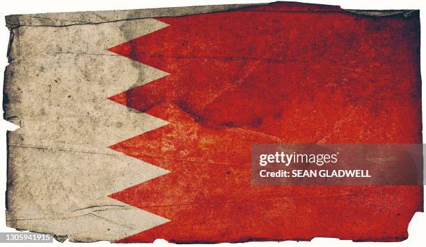 bahraini grunge flag poster - bahraini flag stock pictures, royalty-free photos & images
