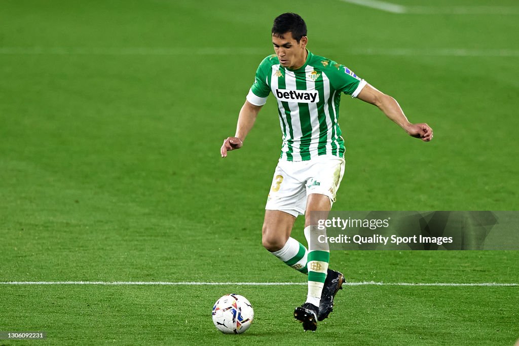 Real Betis v Deportivo Alavés - La Liga Santander