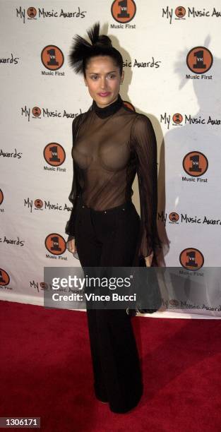 Actress Salma Hayek arrives at "My VH-1 Music Awards" November 30, 2000 in Los Angeles, CA.