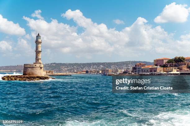 chania lighthouse in crete greece - herakleion stockfoto's en -beelden
