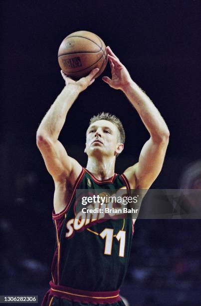 Detlef Schrempf, Small Forward and Power Forward for the Seattle SuperSonics prepares to make a free throw shot during the NBA Pacific Division...