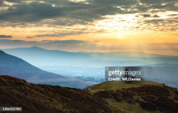 paysage du pays de galles - south wales photos et images de collection