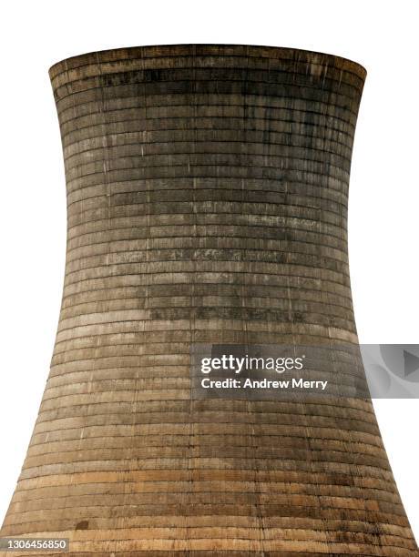 concrete cooling tower, chimney smoke stack - kohlekraftwerk stock-fotos und bilder