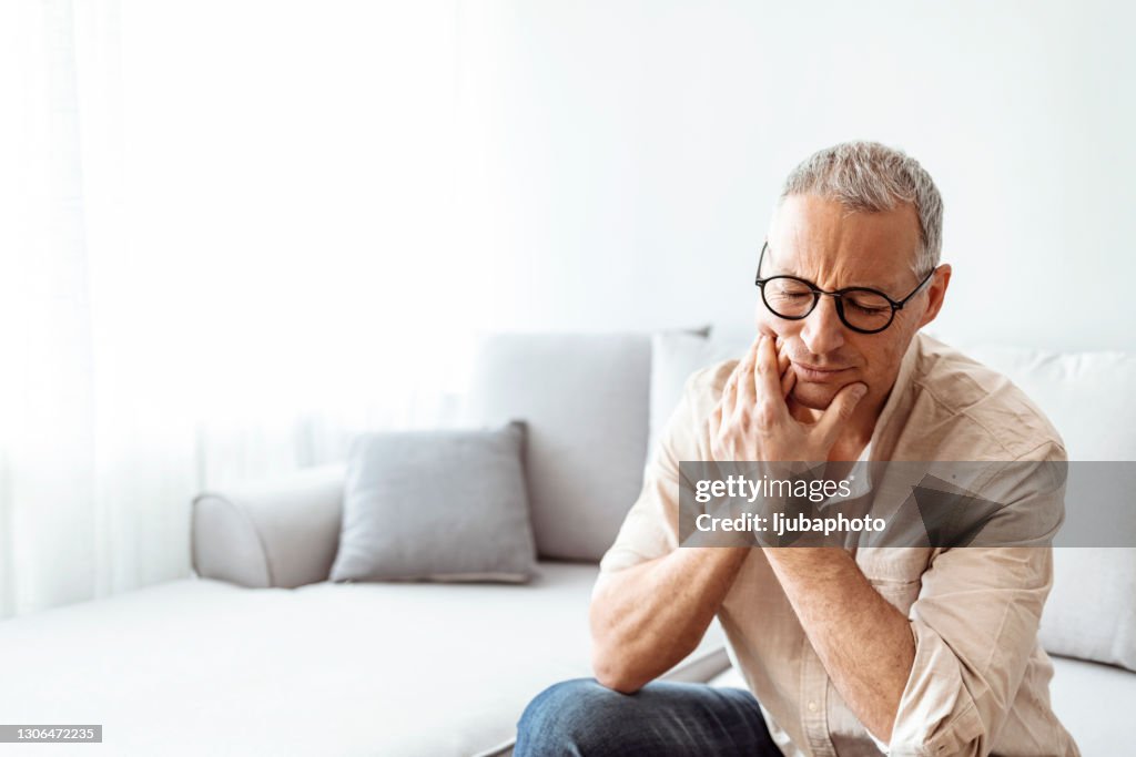 Er voelt hier iets niet.