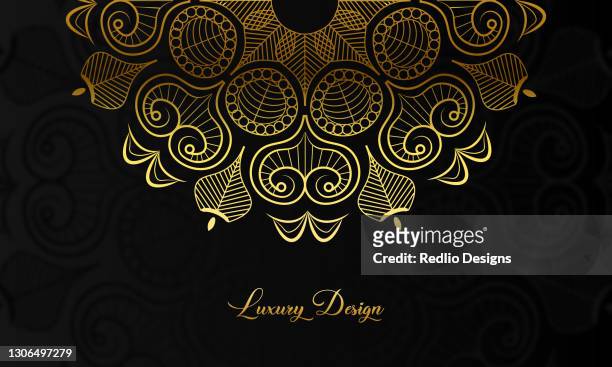 ilustraciones, imágenes clip art, dibujos animados e iconos de stock de color dorado ronda ornamento étnico abstracto mandala ilustración de stock - tejido adamascado