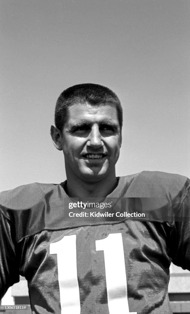 Early Morrell Quarterback Earl Morrall of the New York Giants poses for a portrait ...