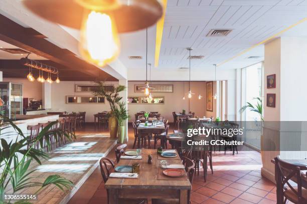 807 Italian Restaurant Interior Design Stock Photos, High-Res Pictures ...
