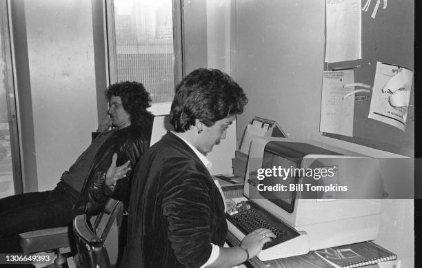 Computer Lab Mainframe Vt Terminals 297 Vintage Mainframe Stock Photos, High-Res Pictures, and Images ...