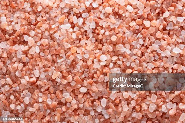 himalayan pink salt - himalayan salt stock-fotos und bilder