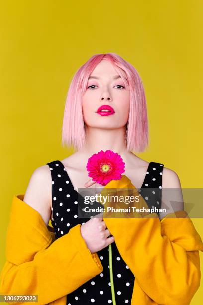 fashionable pink hair woman - pink eyeshadow stock pictures, royalty-free photos & images