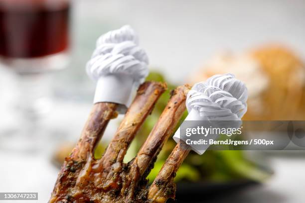 close-up of meat on table - shirt met ruches stockfoto's en -beelden