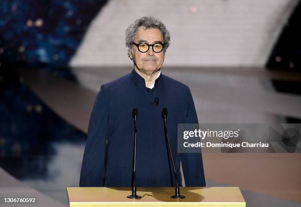 Dedet 11 Yann Dedet Stock Photos, High-Res Pictures, and Images - Getty Images
