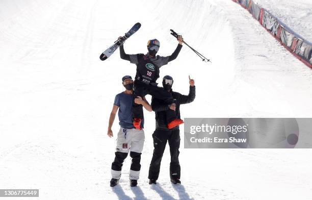 Nico Porteous of New Zealand celebrates after he won the men's freeski halfpipe finals during Day 3 of the Aspen 2021 FIS Snowboard and Freeski World...