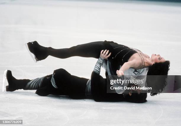 Marina Klimova and Sergei Ponomarenko of the Unified Team skate in the Exhibition event of the Figure Skating competition of the 1992 Winter Olympic...