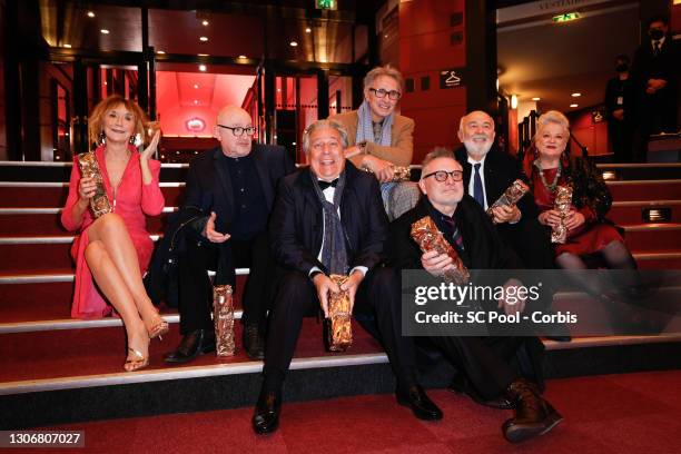 The Splendid Troop : Marie-Anne Chazel, Michel Blanc, Christian Clavier, Thierry Lhermitte, Bruno Moynot, Gérard Jugnot and Josiane Balasko pose with...