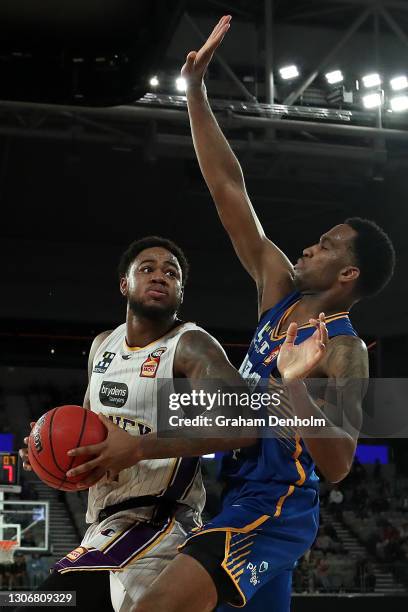 Jarell Martin of the Kings drives at the basket during the NBL Cup match between the Brisbane Bullets and the Sydney Kings at John Cain Arena on...