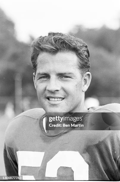 Giants football player Frank Gifford retuning to the Giants as a flanker after 18 months retirement from a serious head injury in 1960, New York,...