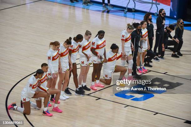 Kneeling Athlete Photos And Premium High Res Pictures Getty Images kneeling-athlete-photos-and-premium-high-res-pictures-getty-images