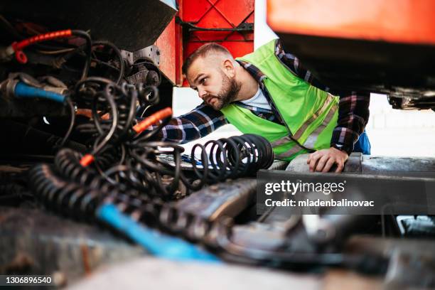truck driver - mechanic stock pictures, royalty-free photos & images