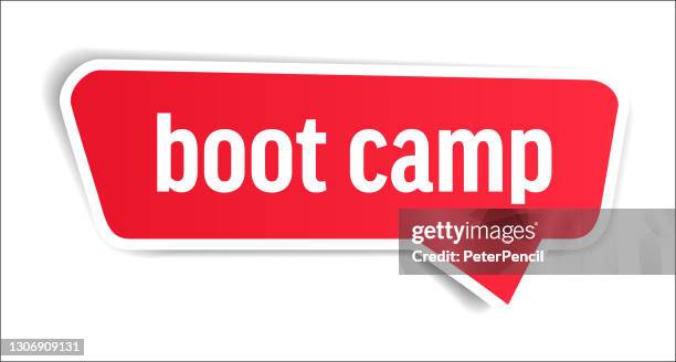 illustrations, cliparts, dessins animés et icônes de boot camp - bulle vocale, bannière, papier, modèle d’étiquette. illustration vectorielle de stock - formation militaire