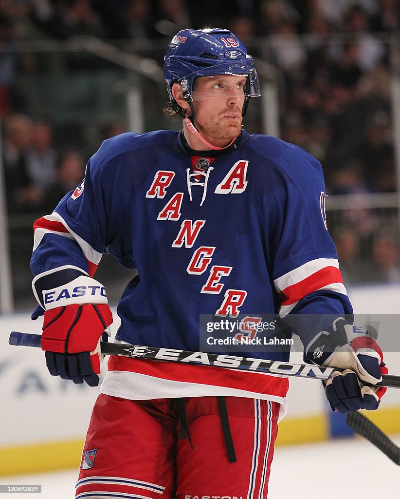 Toronto Maple Leafs v New York Rangers