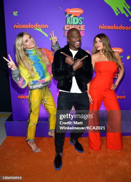 In this image released on March 13, Heidi Klum, Terry Crews, and Sofía Vergara, winners of Favorite Reality Show for 'America's Got Talent', attend...